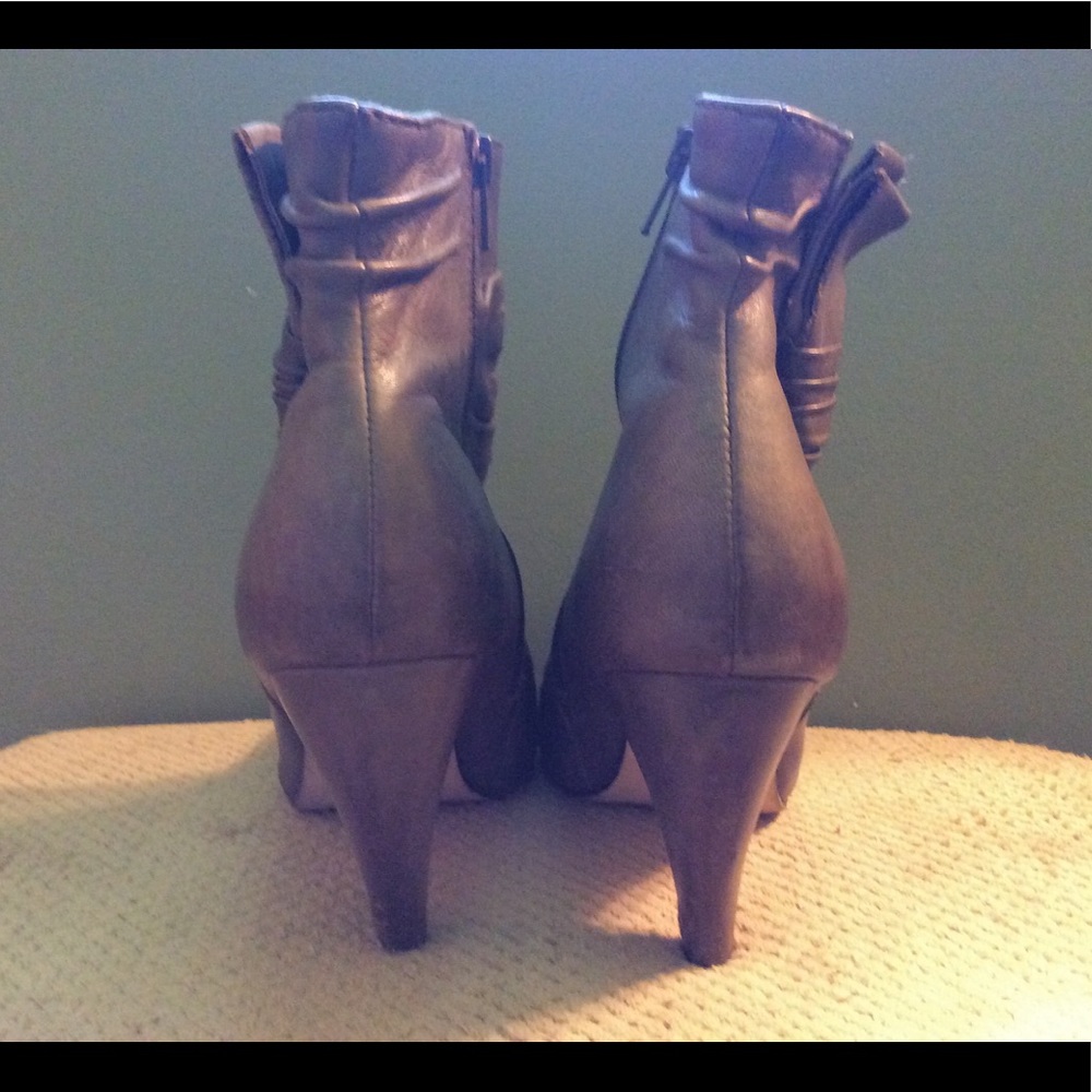 Seychelles bow ankle heel boots grey taupe Sz. 8 - Picture 4 of 6
